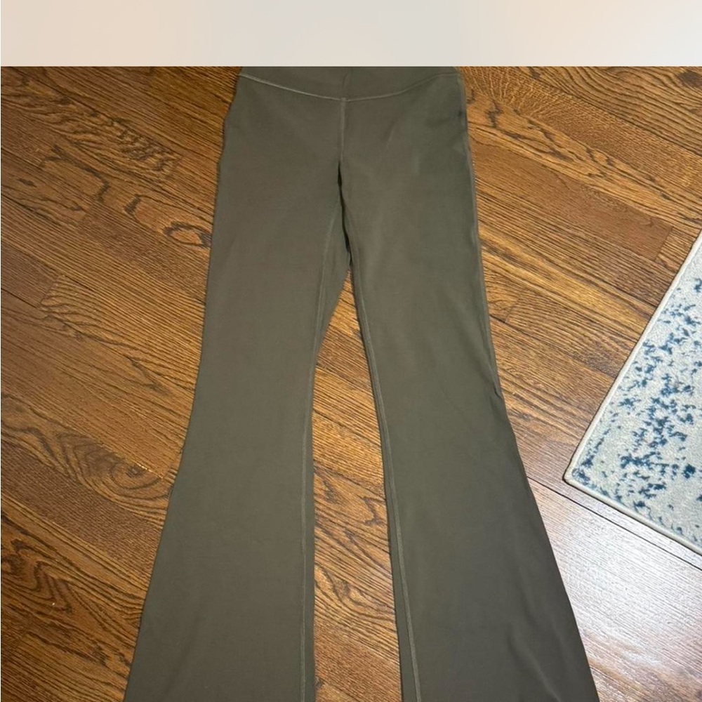 NEVER WORN lululemon athletica Olive Flare Pants